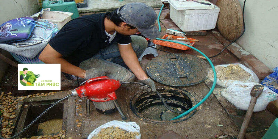 Thông tắc cống tại Thái Bình